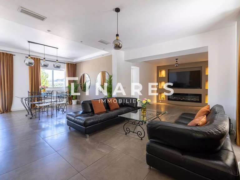 Maison Marseille 12e - 4 chambres - 180m²