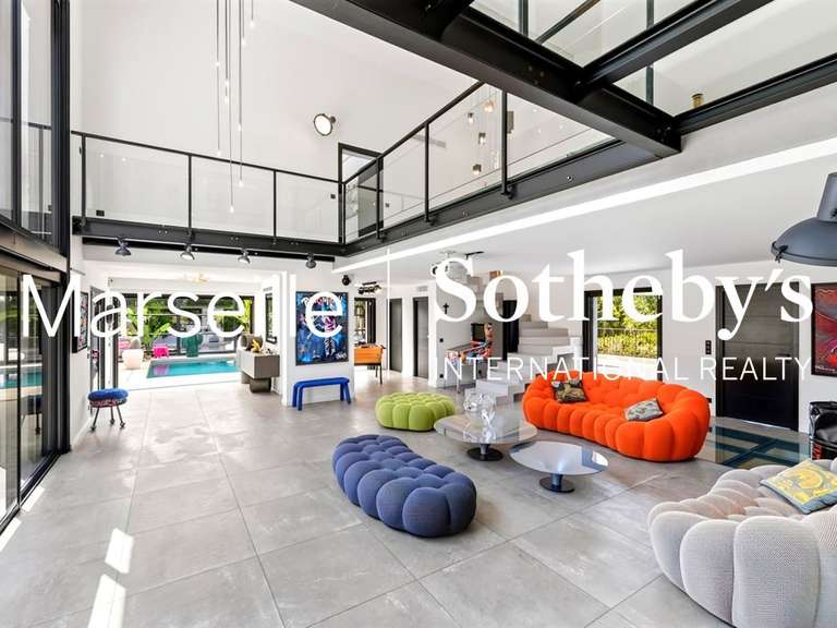 Maison Marseille 12e - 3 chambres - 350m²