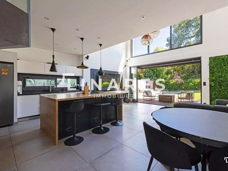 Maison Marseille 12e - 3 chambres - 190m²