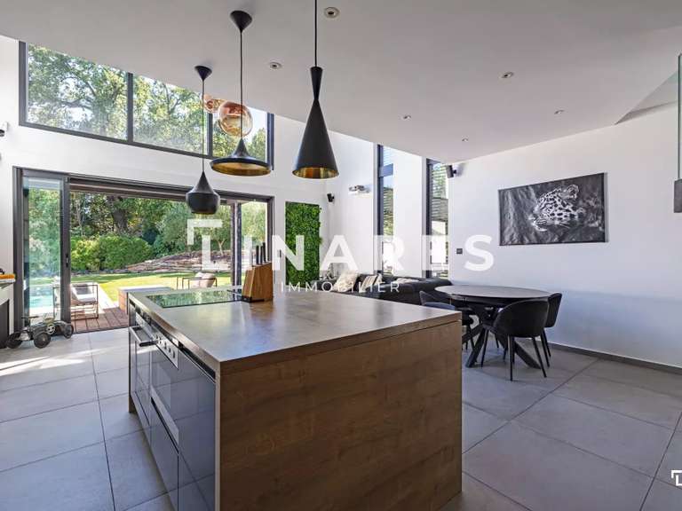 Maison Marseille 12e - 3 chambres - 190m²