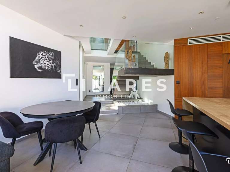 Maison Marseille 12e - 3 chambres - 190m²