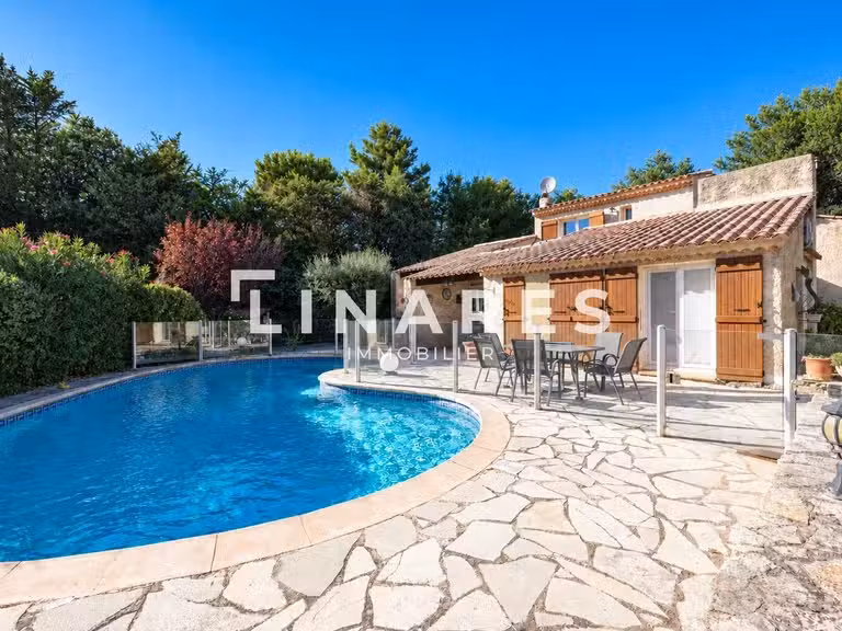 Maison Marseille 12e - 4 chambres - 153m²