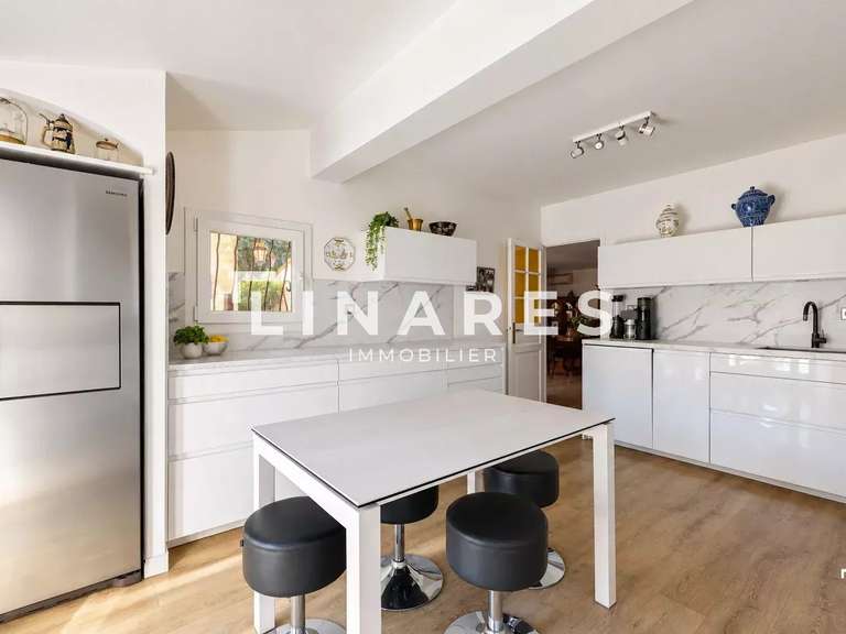 Maison Marseille 12e - 4 chambres - 153m²