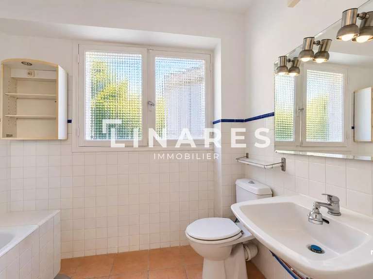 Maison Marseille 12e - 4 chambres - 161m²