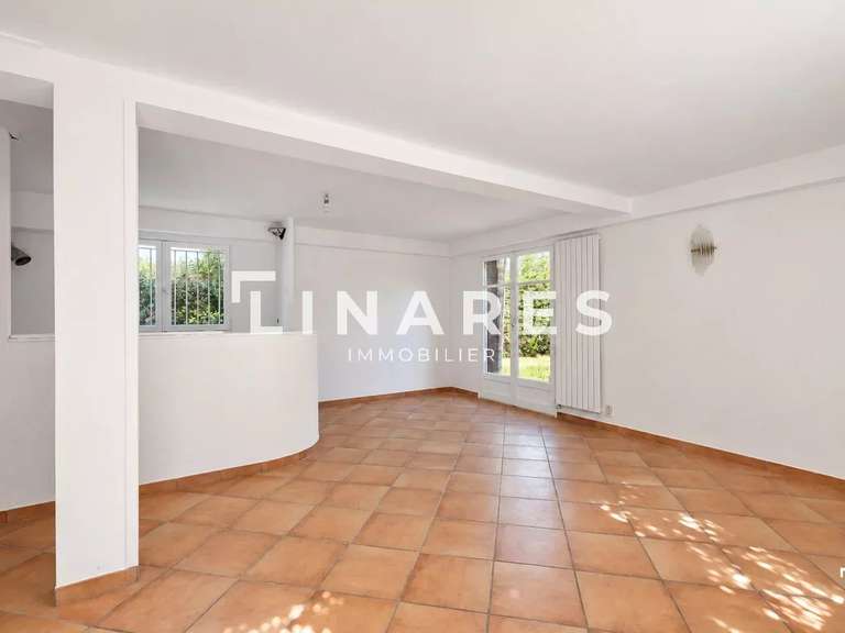 Maison Marseille 12e - 4 chambres - 161m²