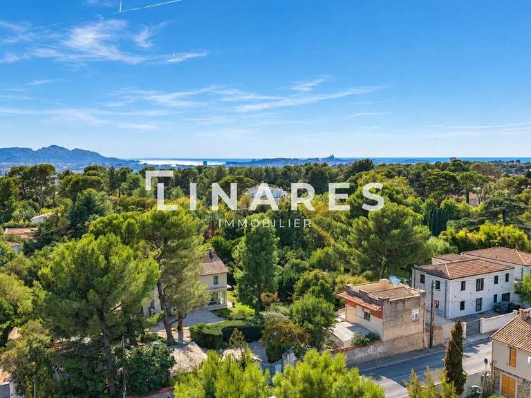 Maison Marseille 12e - 4 chambres - 161m²