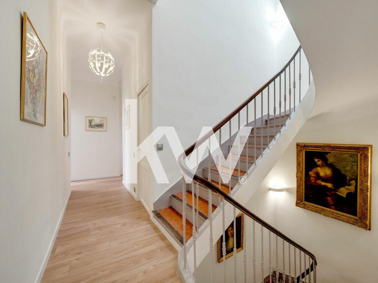 Villa Marseille 12e - 5 bedrooms - 250m²