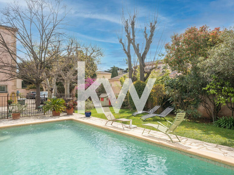 Villa Marseille 12e - 5 bedrooms - 250m²