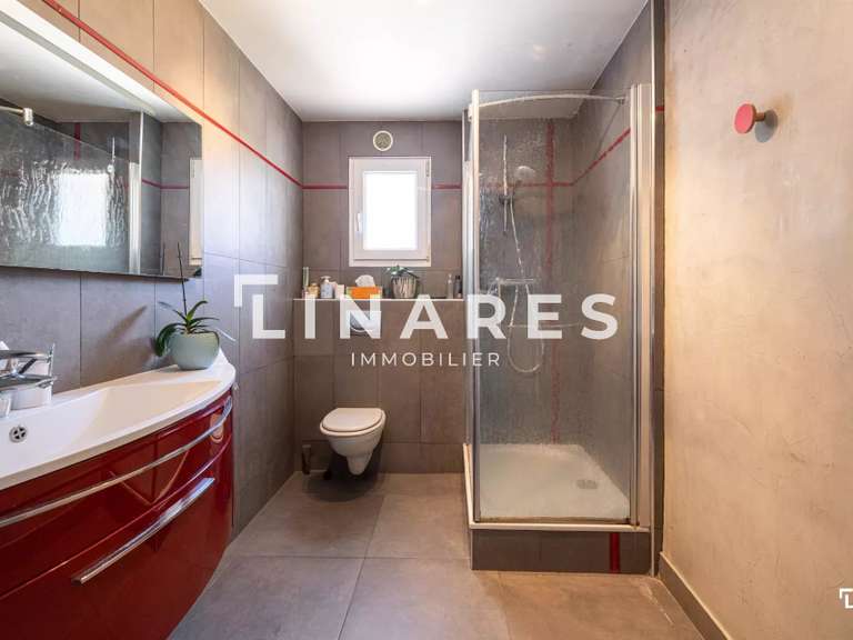Villa Marseille 12e - 2 chambres - 330m²
