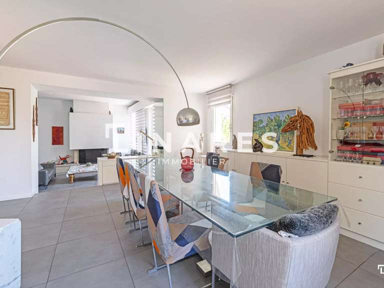 Villa Marseille 12e - 2 chambres - 330m²
