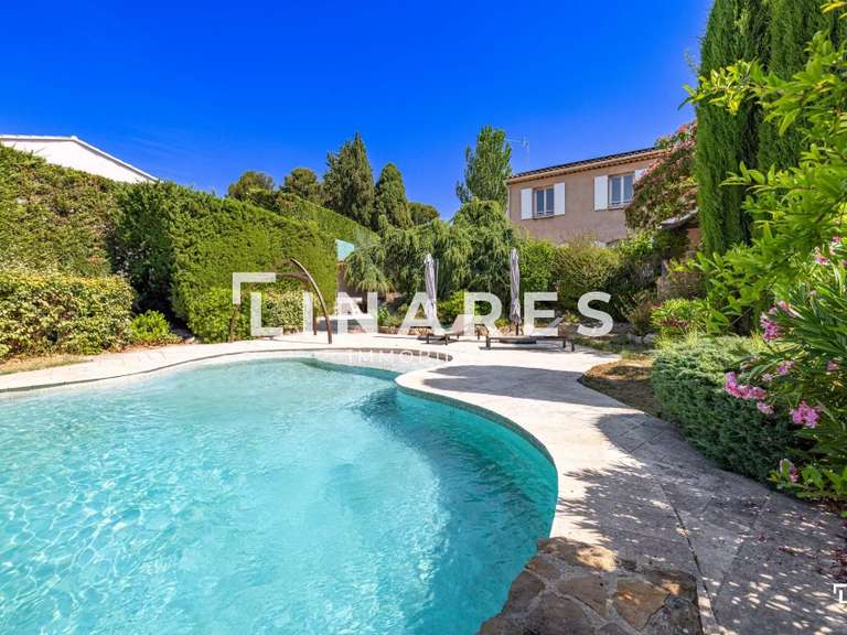 Villa Marseille 12e - 4 chambres - 167m²
