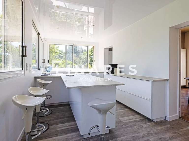 Villa Marseille 12e - 2 chambres - 288m²