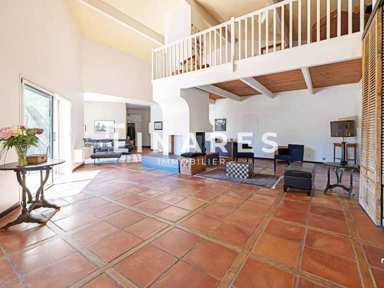 Villa Marseille 12e - 2 chambres - 288m²