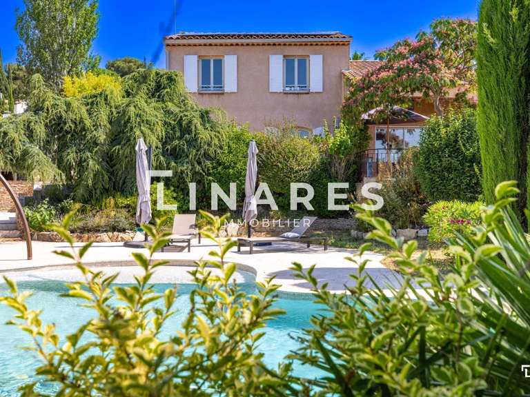 Villa Marseille 12e - 4 chambres - 167m²