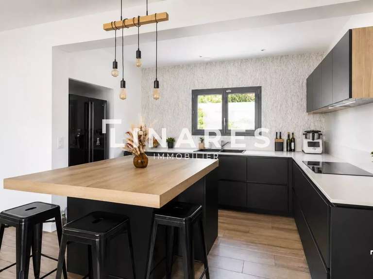 Villa Marseille 12e - 5 chambres - 150m²