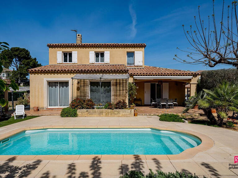 Sale House Marseille - 4 bedrooms