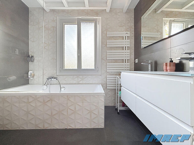 Maison Marseille 13e - 4 chambres - 130m²