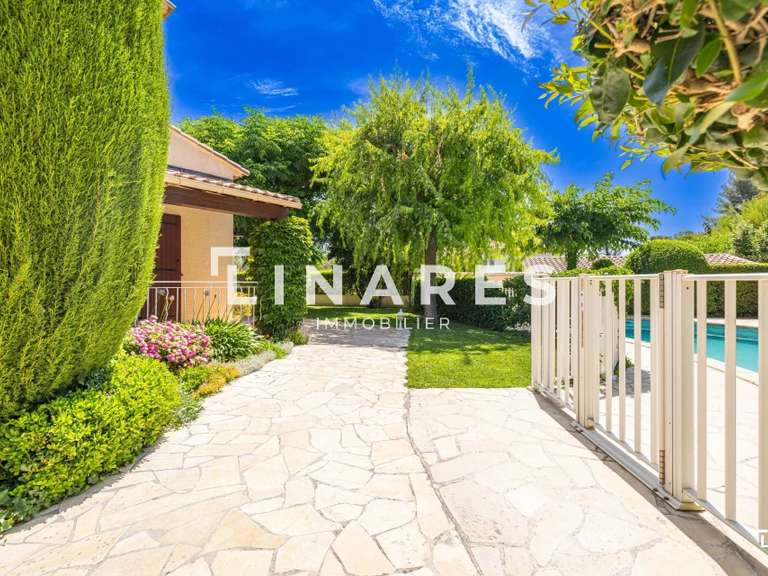 Maison Marseille 13e - 5 chambres - 143m²