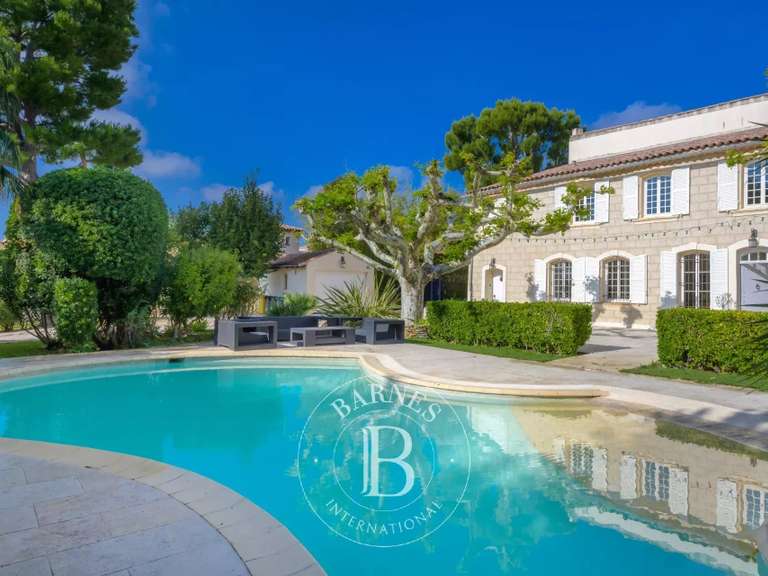 House Marseille 13e - 5 bedrooms - 371m²