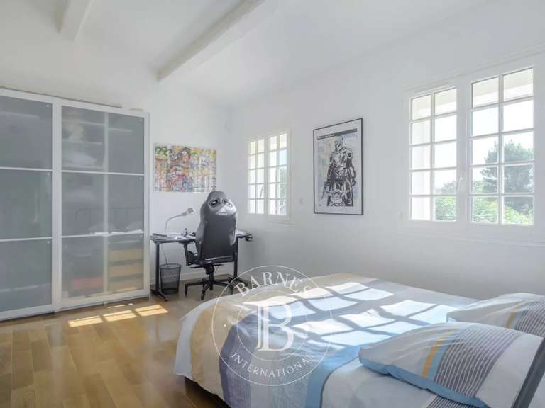 Maison Marseille 13e - 5 chambres - 371m²