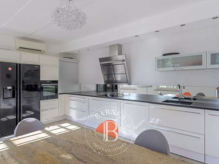 House Marseille 13e - 5 bedrooms - 371m²