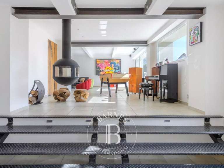 Maison Marseille 13e - 5 chambres - 371m²