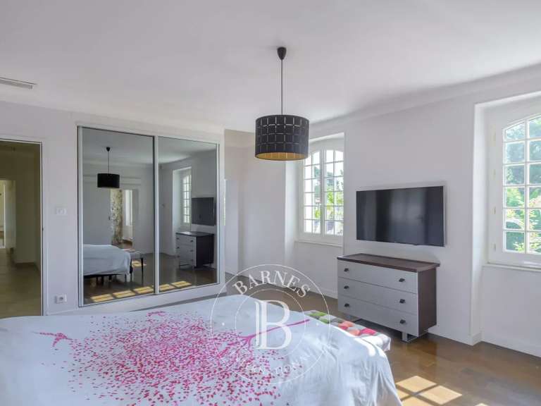 Maison Marseille 13e - 5 chambres - 371m²