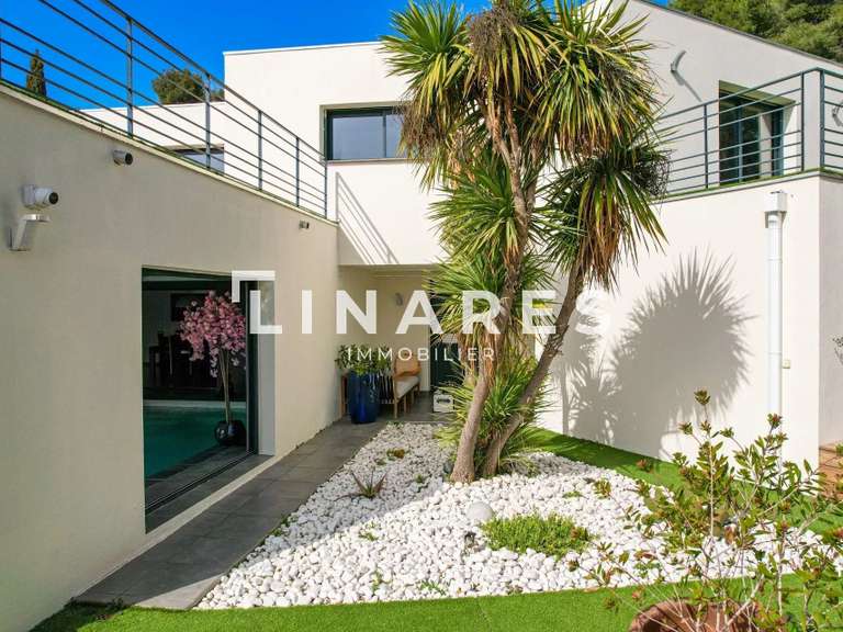 Maison Marseille 13e - 3 chambres - 200m²