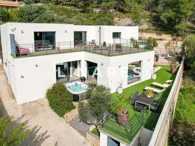 Maison Marseille 13e - 3 chambres - 200m²