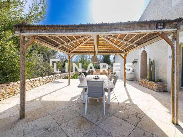 Maison Marseille 13e - 7 chambres - 200m²