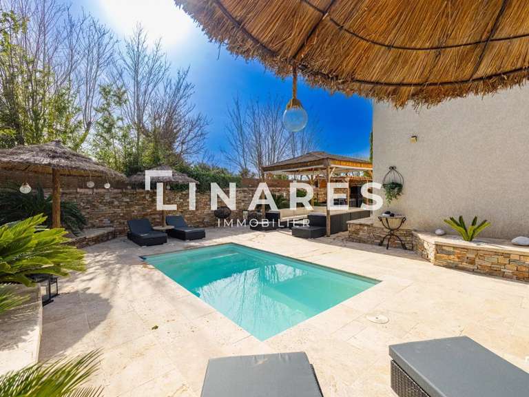 Maison Marseille 13e - 7 chambres - 200m²