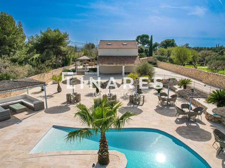 Maison Marseille 13e - 7 chambres - 200m²