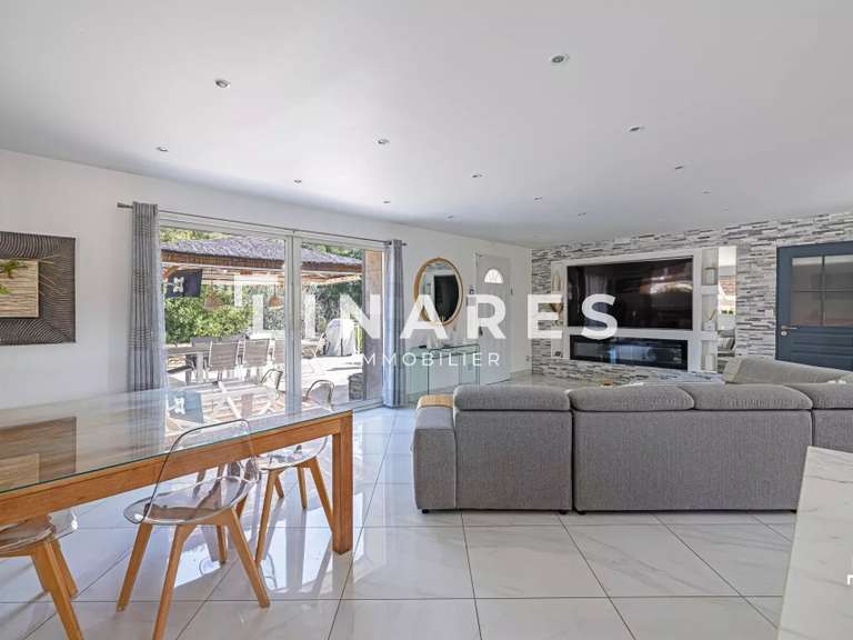 Maison Marseille 13e - 7 chambres - 200m²