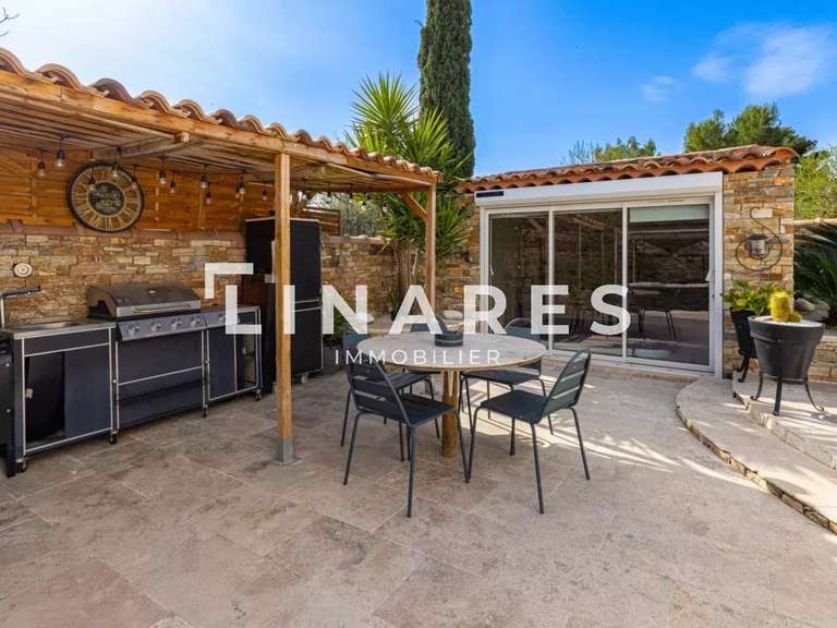 Maison Marseille 13e - 7 chambres - 200m²