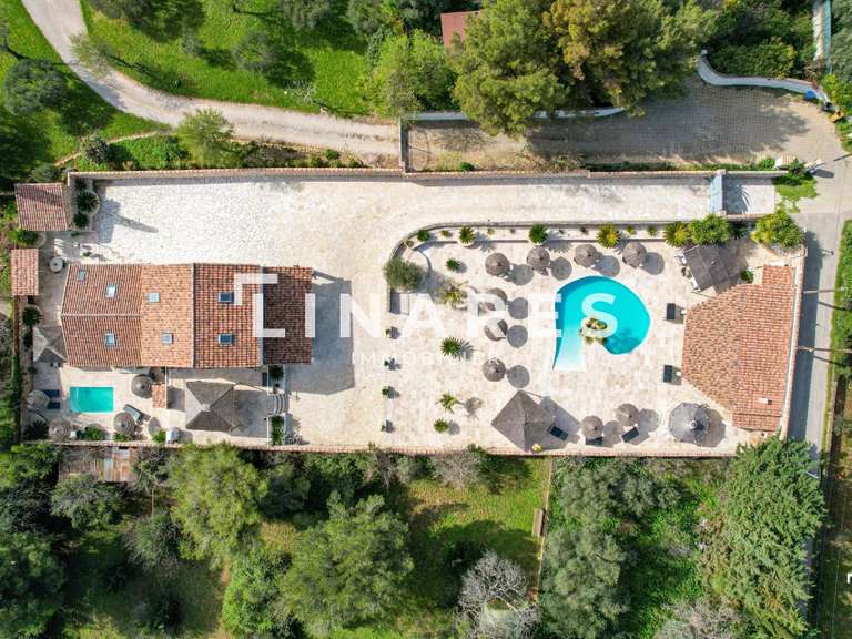 Maison Marseille 13e - 7 chambres - 200m²