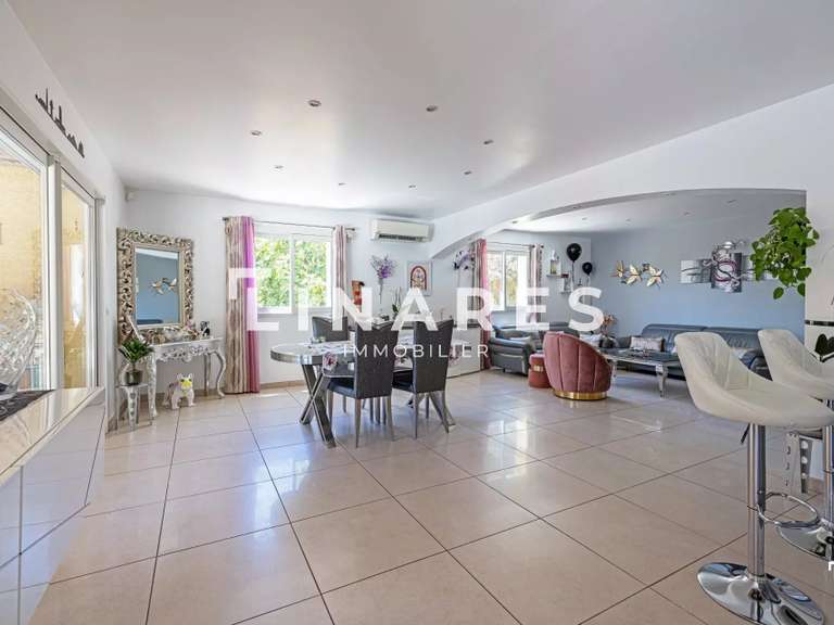 Maison Marseille 13e - 3 chambres - 165m²