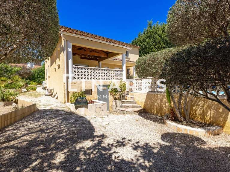 Maison Marseille 13e - 3 chambres - 165m²