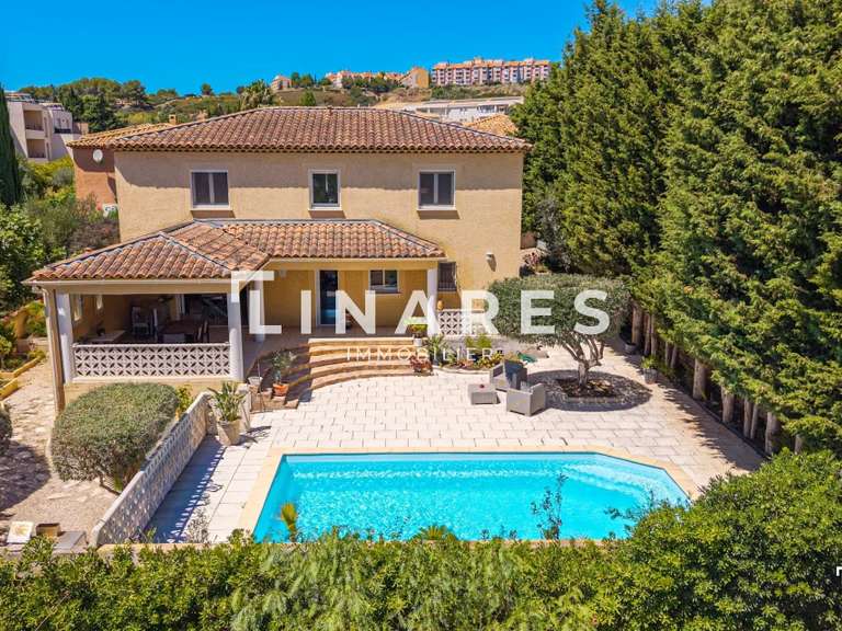 Maison Marseille 13e - 3 chambres - 165m²