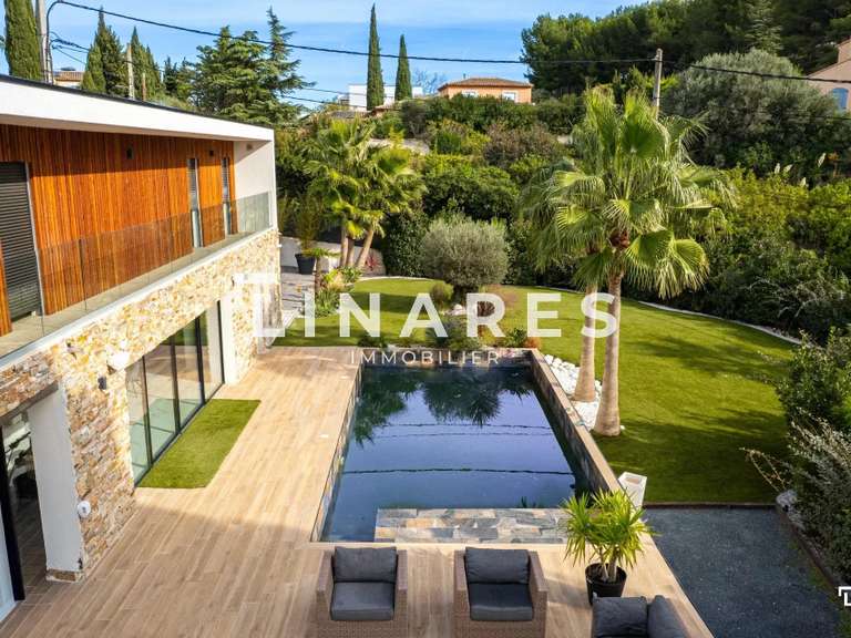 Villa Marseille 13e - 4 chambres - 242m²