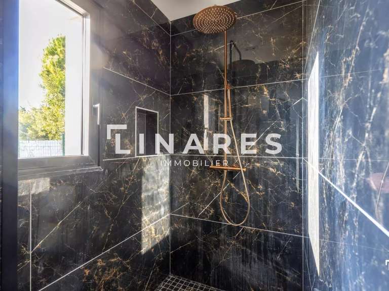 Villa Marseille 13e - 4 chambres - 242m²