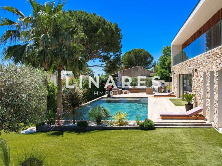 Villa Marseille 13e - 4 chambres - 242m²