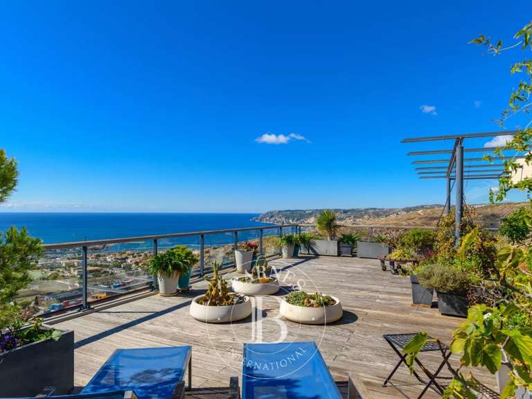 Appartement Marseille 16e - 3 chambres - 146m²