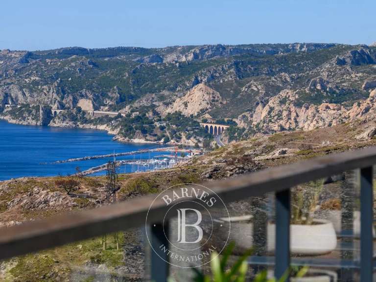 Appartement Marseille 16e - 3 chambres - 146m²