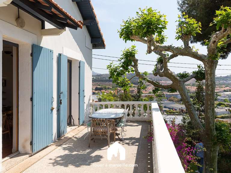Villa Marseille 16e - 3 chambres - 132m²