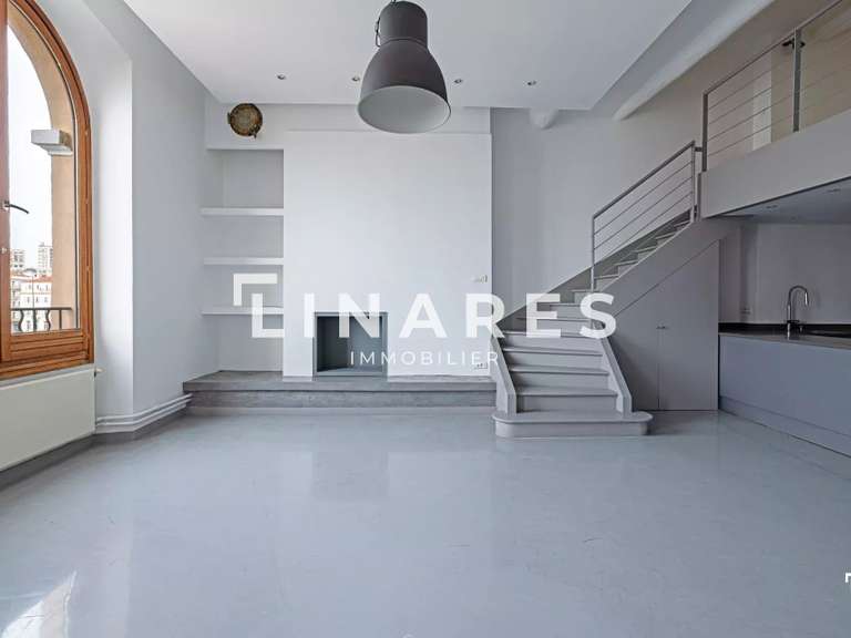 Appartement Marseille 1er - 2 chambres - 74m²