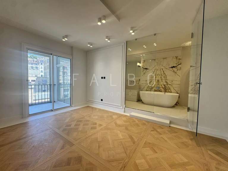 Appartement Marseille 2e - 2 chambres - 135m²