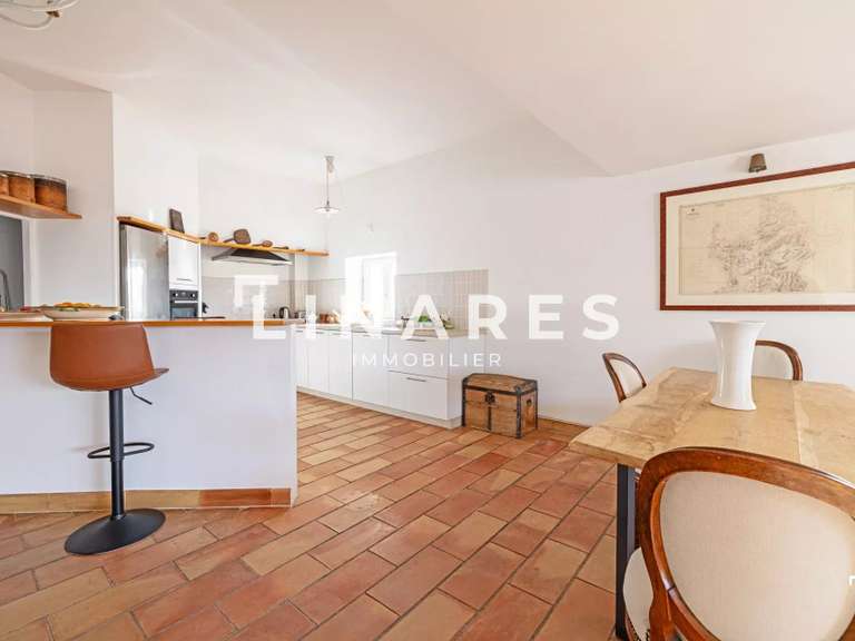 Appartement Marseille 2e - 3 chambres - 200m²