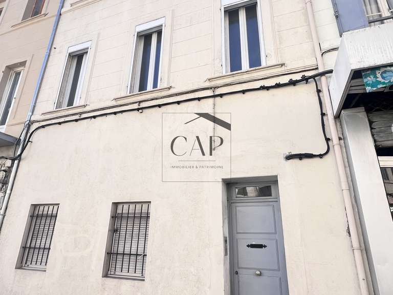 Maison Marseille 3e - 6 chambres - 202m²