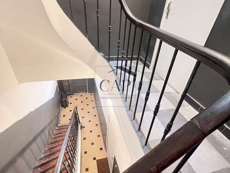 Maison Marseille 3e - 6 chambres - 202m²