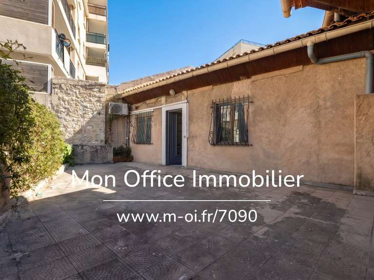 Maison Marseille 3e - 4 chambres - 337m²